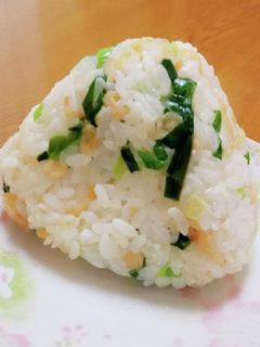 天かすのねぎマヨおにぎり-レシピのメイン写真