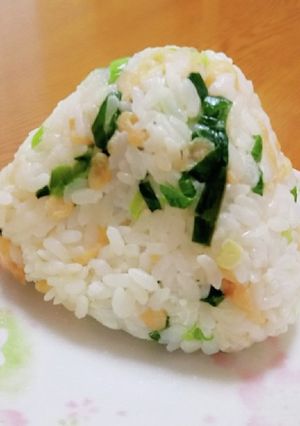天かすのねぎマヨおにぎり-レシピのメイン写真