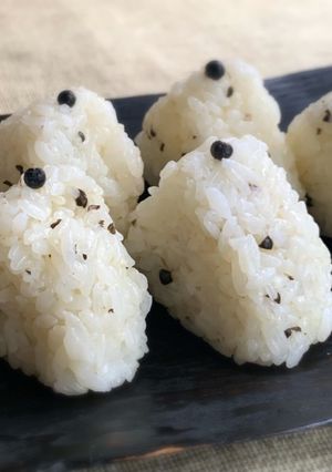 黒生胡椒の塩漬とオリーブオイルのおむすび-レシピのメイン写真