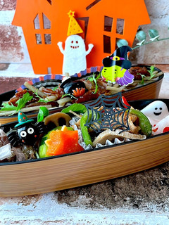 神無月15 鶏ごぼう丼 ハロウィン弁当-レシピのメイン写真