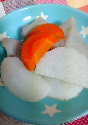 すりみ・にんじん・山芋の煮物-レシピのメイン写真