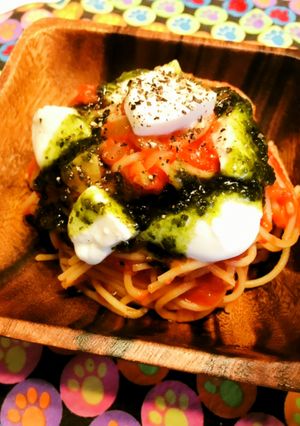 モッツァとバジルのトマトソースパスタ-レシピのメイン写真
