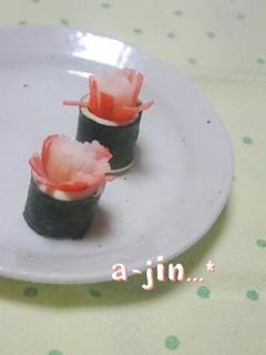 お弁当に✿のり×チーズ×かにかまのお花-レシピのメイン写真