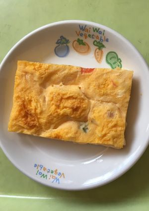 【保育園給食】トマトのチーズオムレツ-レシピのメイン写真
