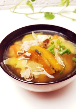 かぼちゃが主役のほっこり豚汁-レシピのメイン写真