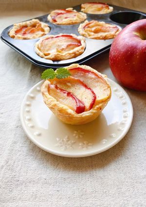 マフィン型で焼く♪アップルカスタードパイ-レシピのメイン写真