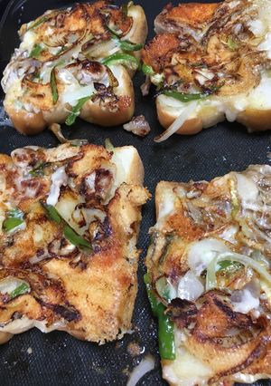 鉄板でカリカリチーズ舞茸トースト-レシピのメイン写真
