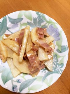 長芋ベーコンのバター醤油炒め・ࡇ・-レシピのメイン写真