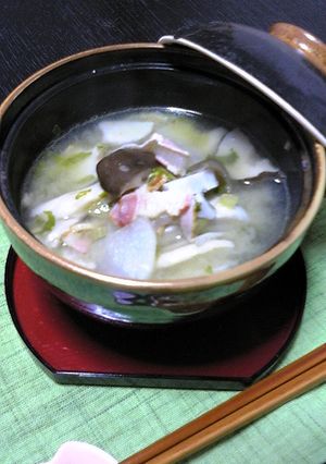 ベーコンで味噌汁-レシピのメイン写真
