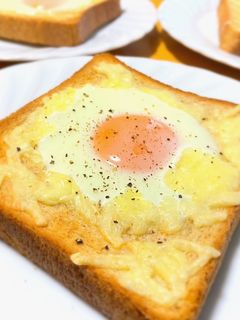 時短ワザ♫目玉焼きチーズトースト-レシピのメイン写真