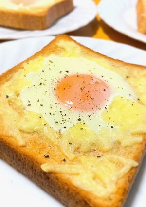 時短ワザ♫目玉焼きチーズトースト-レシピのメイン写真