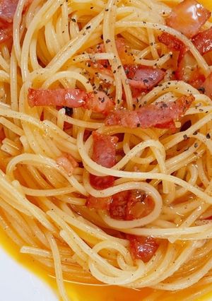 卵とベーコンのパスタ-レシピのメイン写真