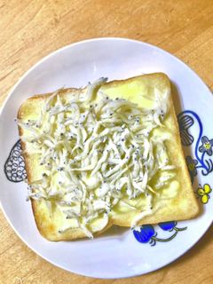 シラスのチーマヨトースト-レシピのメイン写真
