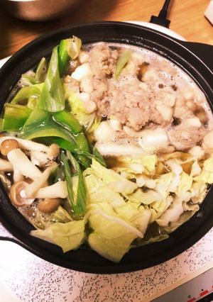 鶏挽き肉はんぺんのつくねで腸活さっぱり鍋-レシピのメイン写真