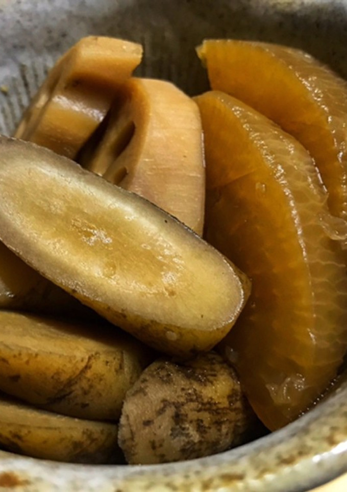 竈(おくど)だしで絶品 根菜の煮物-レシピのメイン写真