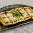 油揚の長葱チーズ焼き*市販の唐辛子味噌で