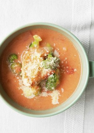妊婦飯♪鮭とブロッコリーのトマトスープ-レシピのメイン写真