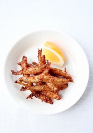 小さなワカサギで【わかさぎの唐揚げ】-レシピのメイン写真