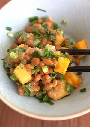 柿と納豆の酢の物★簡単ダイエットメニュー-レシピのメイン写真