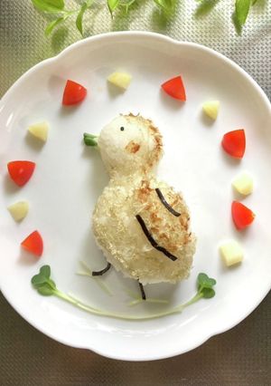 ヒナっぽいおにぎりプレート♪-レシピのメイン写真