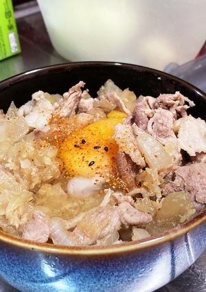 玉ねぎシャキシャキ豚丼レンチン-レシピのメイン写真