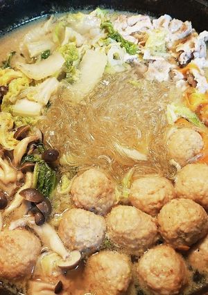 海鮮スープで肉団子と白菜のお鍋-レシピのメイン写真
