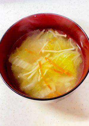 白菜 えのき 人参の味噌汁^^-レシピのメイン写真