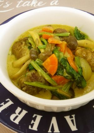 牛ボールとほうれん草のカレー煮-レシピのメイン写真