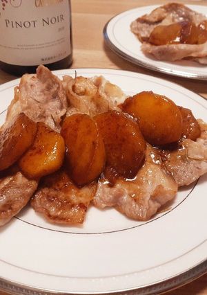 ワインに合う♪豚肉のソテー&柿ソース-レシピのメイン写真