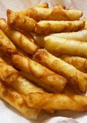 チーズの脱走を防げ！パリパリチーズ春巻き-レシピのメイン写真