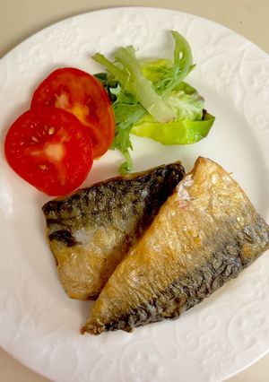フライパンで鯖の塩焼き-レシピのメイン写真
