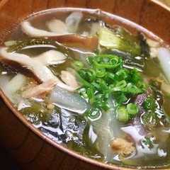 รูปของ 博多うまだしde大根とツナのスープ♪