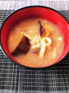 甘くてほっこりさつまいものお味噌汁-レシピのメイン写真