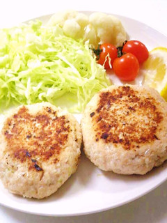 鮭とれんこんの✿柚子風味ハンバーグ-レシピのメイン写真