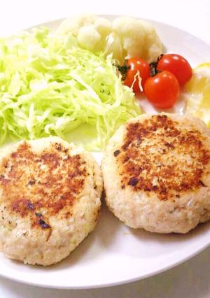 鮭とれんこんの✿柚子風味ハンバーグ-レシピのメイン写真