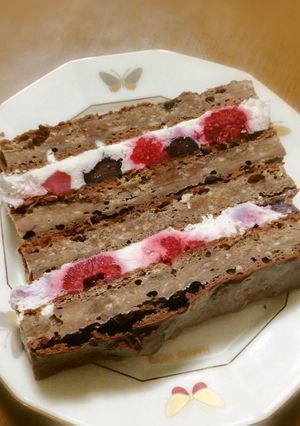 チョコチーズケーキのミックスベリーサンド-レシピのメイン写真