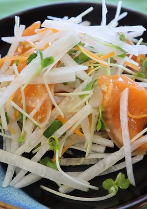 サーモンと大根のわさび醤油サラダ-レシピのメイン写真