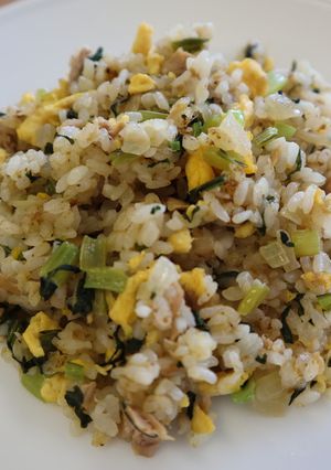 ツナと小松菜の炒飯-レシピのメイン写真