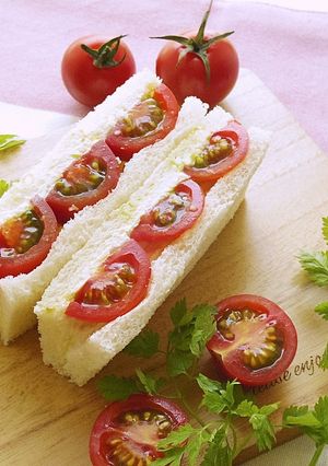 ミニトマトとチーズのサンドイッチ-レシピのメイン写真