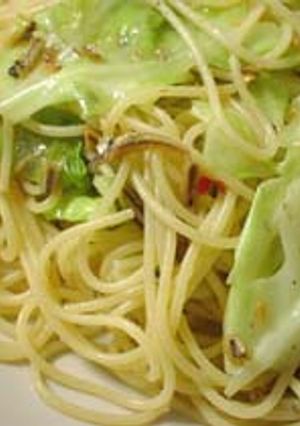 キャベツと煮干しのスパゲッティ-レシピのメイン写真