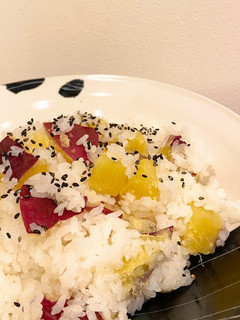 超簡単!ごろっとサツマイモご飯-レシピのメイン写真