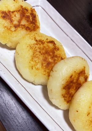 じゃがバタチーズ餅焼き-レシピのメイン写真