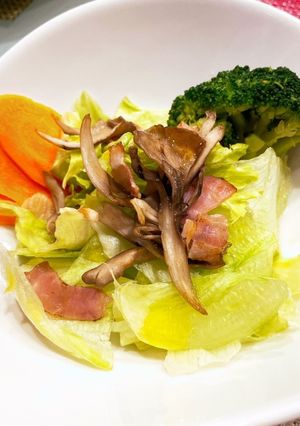 簡単で美味しい！きのことベーコンサラダ-レシピのメイン写真