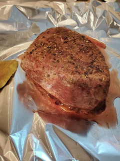 オーブンで焼くローストビーフ-レシピのメイン写真
