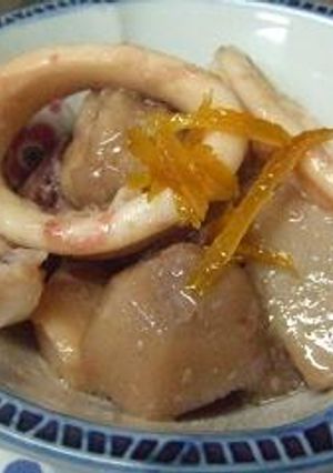 定番　里芋とイカの煮物-レシピのメイン写真