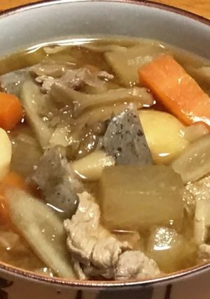 舞茸の旨味と栄養と愛情たっぷり♡舞茸豚汁-レシピのメイン写真
