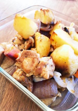 デリシアダッチオーブン でローストチキン-レシピのメイン写真