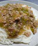 豚ひき肉の中華餡掛けそうめん