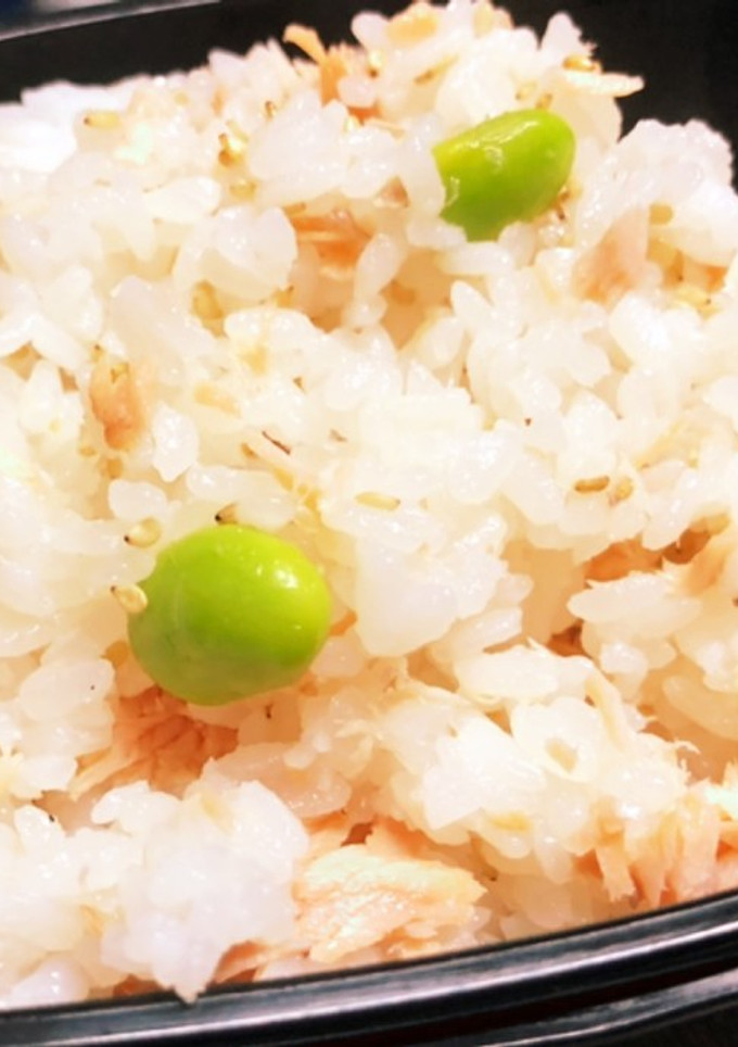塩鮭消費に！鮭と枝豆の混ぜご飯-レシピのメイン写真