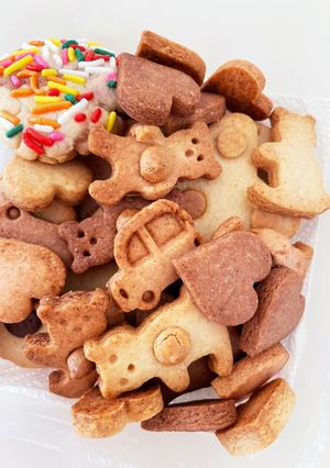 たっぷり3色型抜きクッキー-レシピのメイン写真
